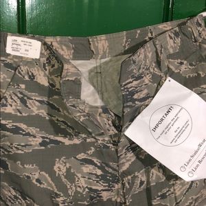 ABU men’s pants size 32S